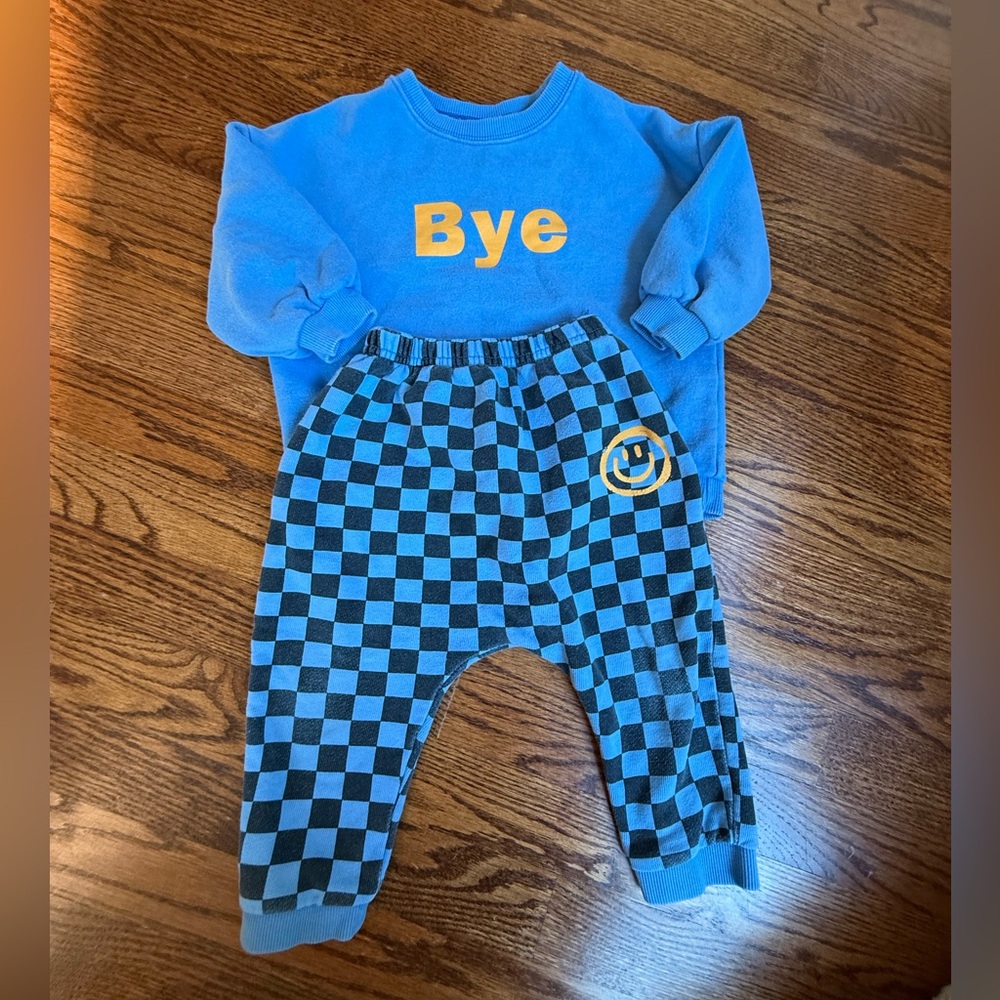 Smitn Bebe Smiley Face Joggers Set - relist